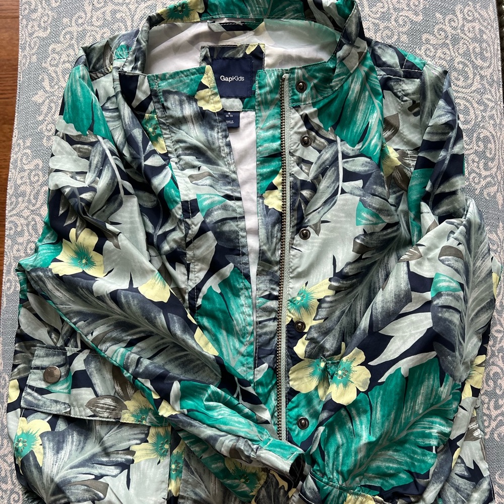 GAP girls windbreaker
